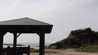 日本の渚百選に入選したとても風光明媚な海岸！