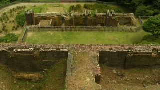 迫力あるが、公園化しすぎてるのはマイナス