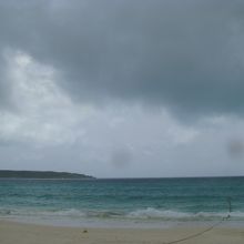 橋の上からの写真が取れず、前浜から撮った写真