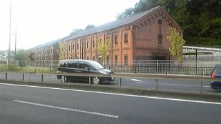 歴史を感じさせる建物群