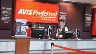 空港がコンパクトなので、借りるの返すのも便利！