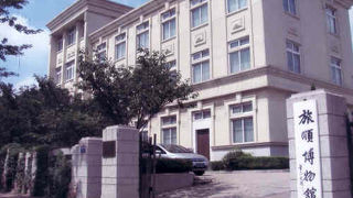 ミイラが近くで見られる。