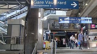 モンパルナス駅とメトロのモンパルナス・ビヤンヴニュとは結構離れてます！