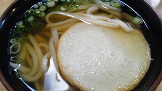 鉄板なうどん屋さん。私は博多一と思ってます。
