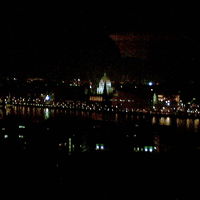 ライトアップされた国会議事堂