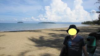 ローカル色の強いビーチ