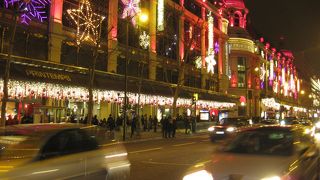 プランタンのイルミネーション