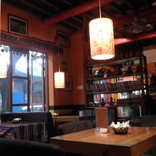 チベットのお茶が飲めるまったりカフェ