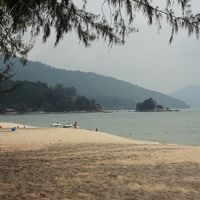 ホテル前のビーチ