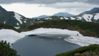 室堂から歩いて行ける観光スポットです