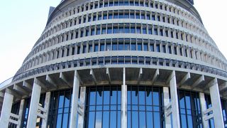 国会議事堂　通称he Beehive