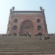 インド最大の巨大モスク