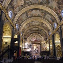 大聖堂内部