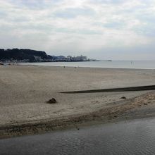 市街地のすぐそばです