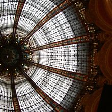 まるで教会のような天井