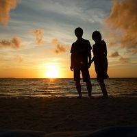 ホテル前の浜辺　夕日