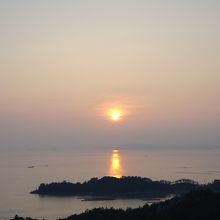 駐車場からの夕日