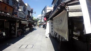 歩くだけでも楽しい参道