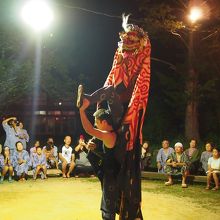 ちょうど夏祭りで獅子舞を見る事が出来ました。