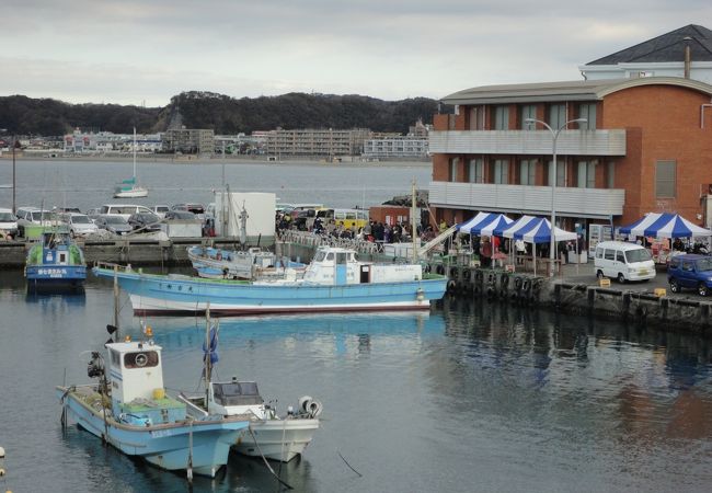 葉山の朝市