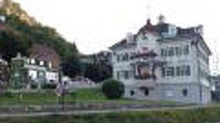 ヴィラ イェガーハウス ホテル