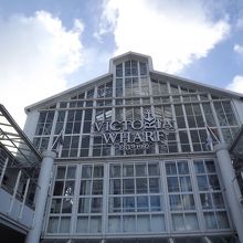 大きな建物です