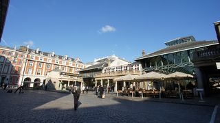 賑やかなエリアです