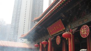 占いが有名です