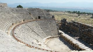 石灰棚と並び称されるパムッカレの見所