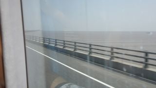 世界最大級の海上大橋
