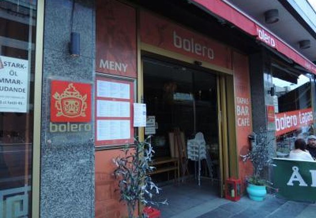 セルゲル広場近くのbolero cafe