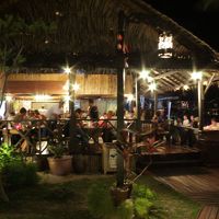 夜のレストラン