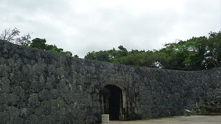 木曳門は首里城への近道、車椅子の方はこちらから