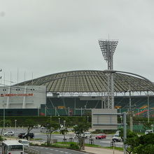 公園内の野球場