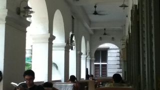 瀟洒な館でいただくスタバ（星巴克）♪