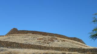 巨大なヘイアウ