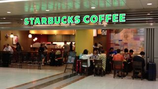 店員さんがのんびりしすぎ