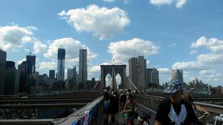 ブルックリン側から渡ることをお勧めします。