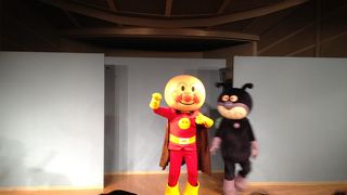 ヒーロー　アンパンマン