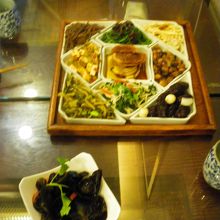 五観堂の自慢料理　九菜盛