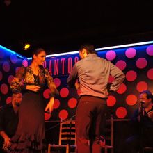 フラメンコについて少しでも勉強しとくと、より楽しめると思いま