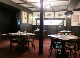 クルックト ドア イン