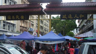 とにかく暑くて、人がすごいです！