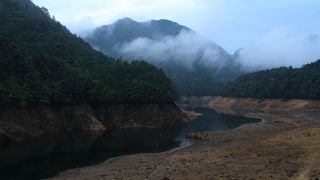 荒々しい山肌！！