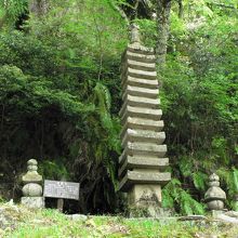 笠置寺の石造十三重塔