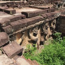 ガルーダのレリーフ