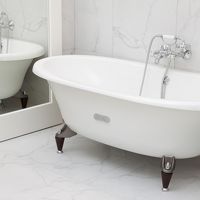 スイートはバスタブがあるようです