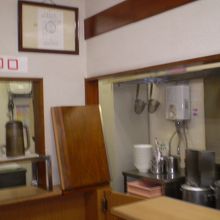 カウンターと返却口