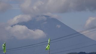 中山峠から観る羊蹄山は富士山みたいです！