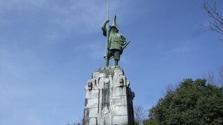 大迫力の立ち姿です